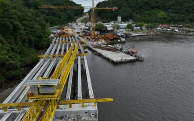 Orla de Matinhos e Ponte de Guaratuba: pesquisa aponta aprovação alta das obras a| Foto: Jonathan Campos/AEN