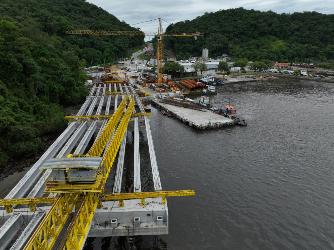 Orla de Matinhos e Ponte de Guaratuba: pesquisa aponta aprovação alta das obras a| Foto: Jonathan Campos/AEN