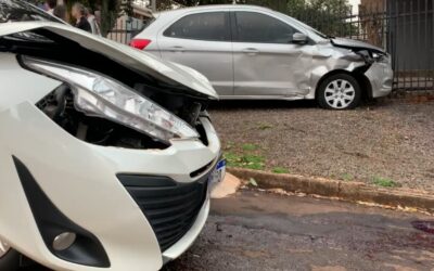 Motorista fica ferida após colisão na região do Lago, em Cascavel