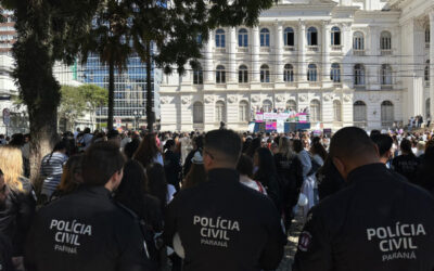PCPR marca presença na Caminhada do Meio-Dia contra o feminicídio