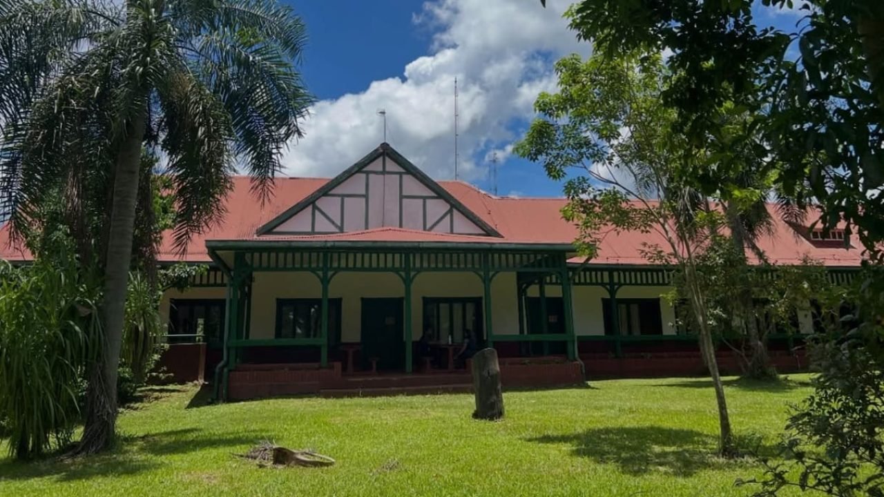 Foto sem data do antigo Hotel das Cataratas na Argentina — Foto: Foto sem data d