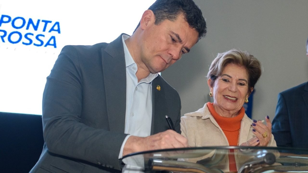 Senador Sergio Moro, pré-candidato a governador e a prefeita de Ponta Grossa Elizabeth Schmidt (Foto: Prefeitura de PG)