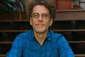 Quase perdi tudo, afirma Nando Reis sobre alcoolismo — Foto: 1 de 1 "Quase perdi