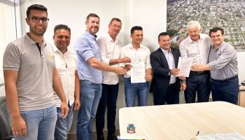 Pavimentação asfáltica em Medianeira — Foto: H2FOZ