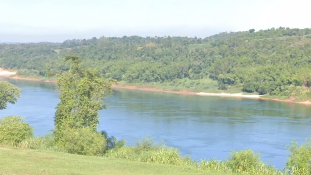 Corpo em avançado estado de decomposição é encontrado às margens do Rio Paraná n