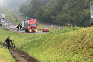 Foto: Logo Tarobá - Branco