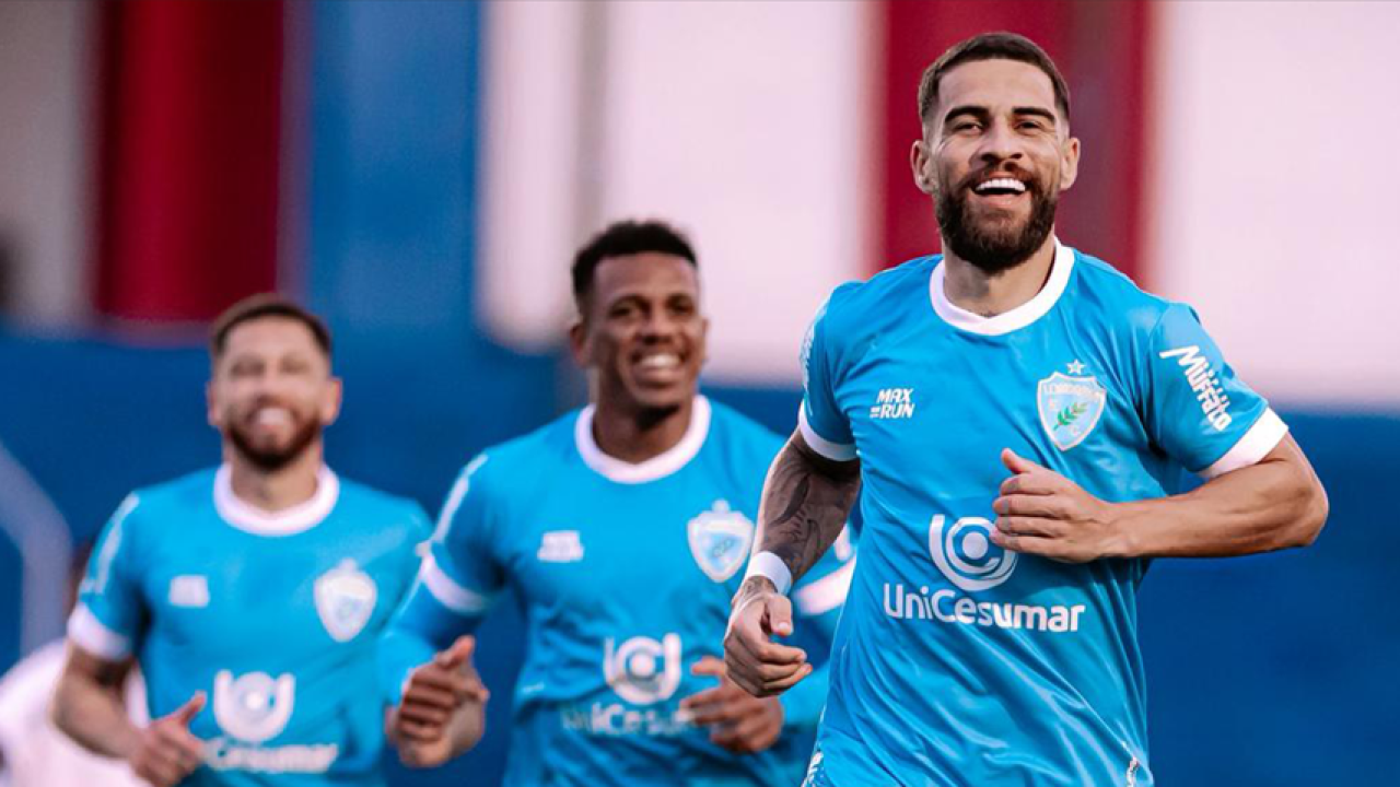 Foto: Logo Tarobá - Branco