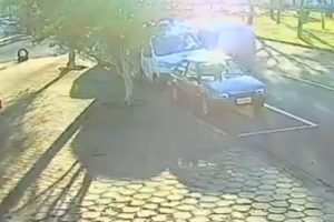 Foto: Logo Tarobá - Branco