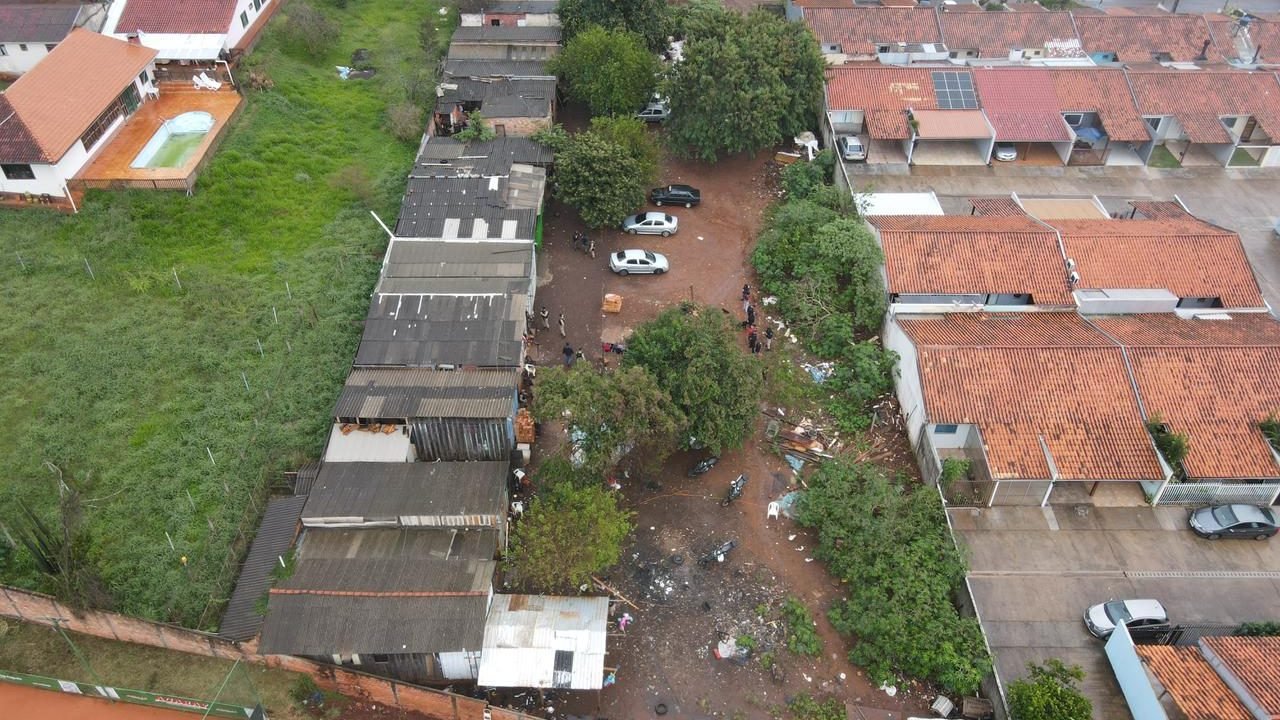 Foto: Logo Tarobá - Branco