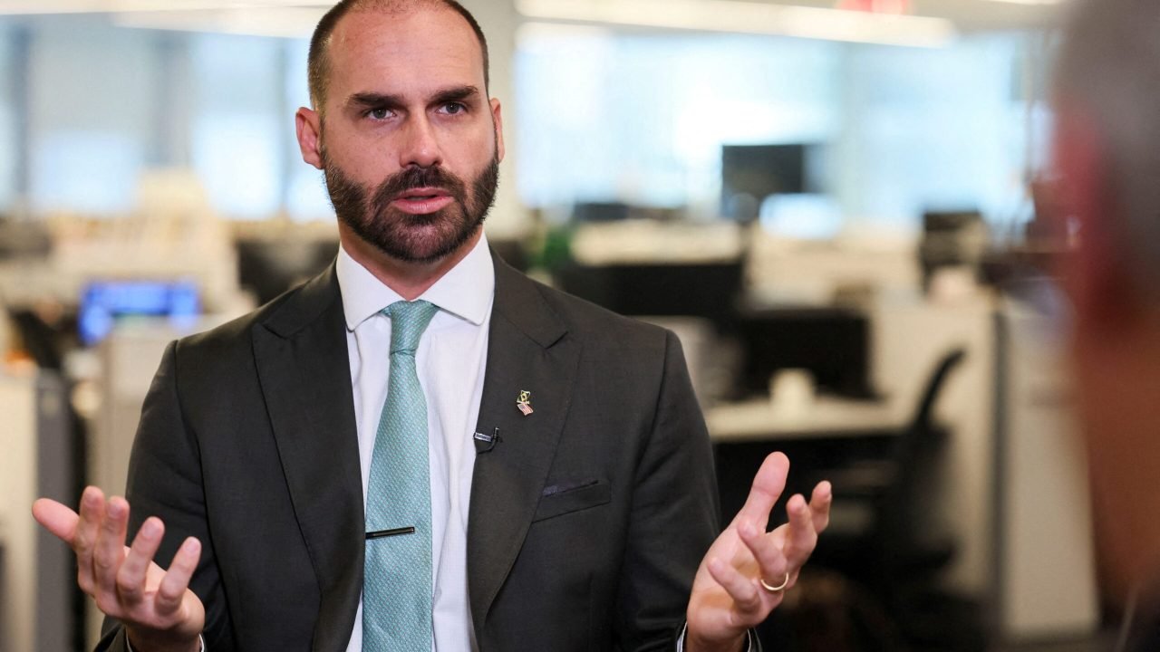 2025-11-14t222438z-317038166-rc227gah7bom-rtrmadp-3-brazil-politics-eduardo-bolsonaro
