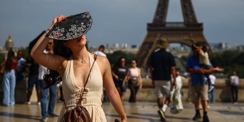 2026-06-20t165253z-653600370-rc2sxlaylzsx-rtrmadp-3-europe-weather-france-heat