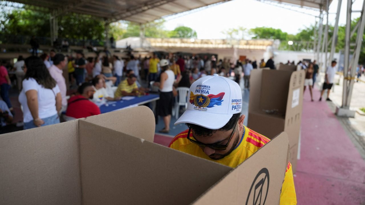 2026-06-21t144730z-1039701079-rc2eylaif2ni-rtrmadp-3-colombia-election
