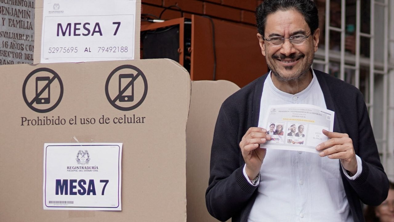 2026-06-21t170340z-2006125064-rc2gyla8buna-rtrmadp-3-colombia-election