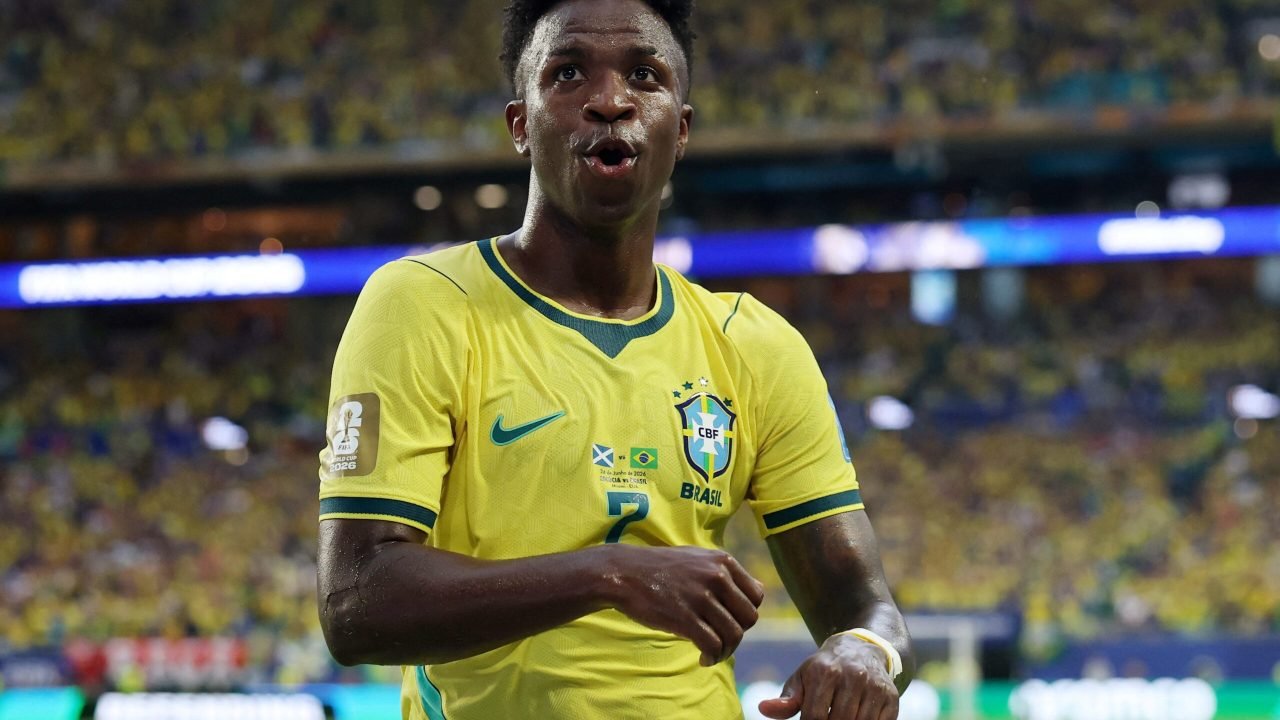 2026-06-24t225728z-2009941220-up1em6o1rrrtx-rtrmadp-3-soccer-worldcup-sco-bra-1