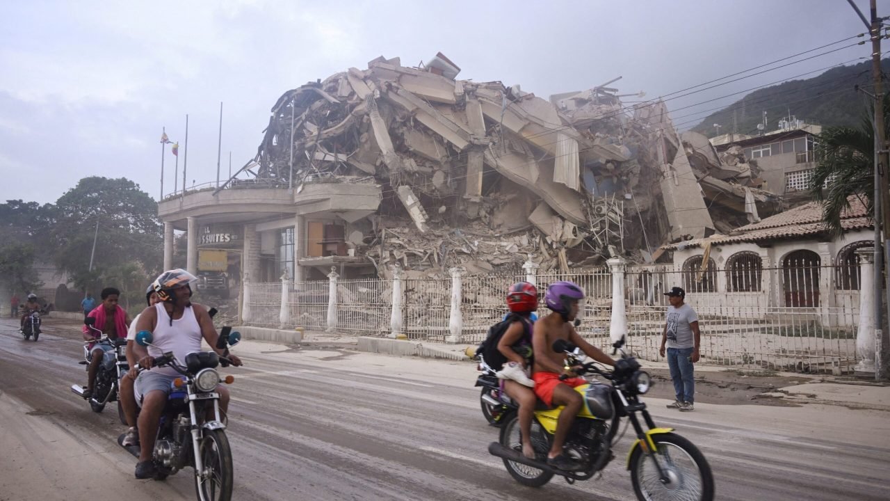 2026-06-25t022514z-693922304-rc2m0max3nv5-rtrmadp-3-venezuela-quake
