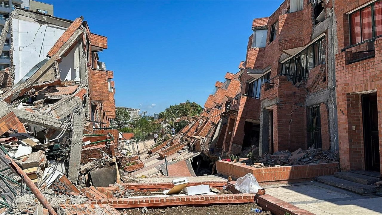 2026-08-10t211535z-1613594604-rc2wvmacp5vi-rtrmadp-3-colombia-quake