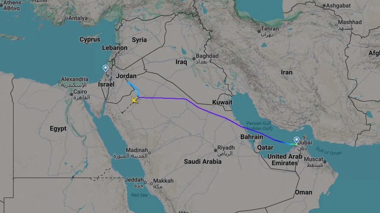 2026-09-30t071701z-992527813-rc2jtnaoet5d-rtrmadp-3-israel-gulf-flight
