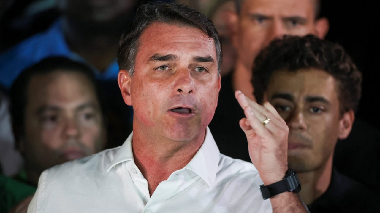 2026-10-26t015157z-599900164-rc2paoass4y4-rtrmadp-3-brazil-election-1