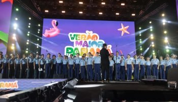 Estudantes do Colégio Cívico-Militar de Piraí do Sul se apresentam em Caiobá — F