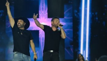 André Galharte cantou com Edson e Hudson no Verão Maior Paraná — Foto: Governo d