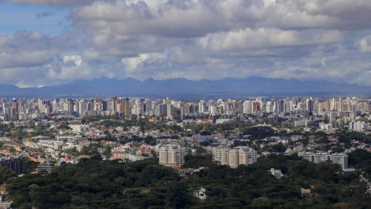 Chuva intensa no Paraná durante feriados — Foto: Foto: Gilson Abreu/Arquivo AEN