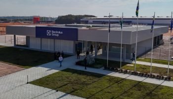 Foto: As vagas foram divulgadas no site oficial de carreiras da companhia. (Foto