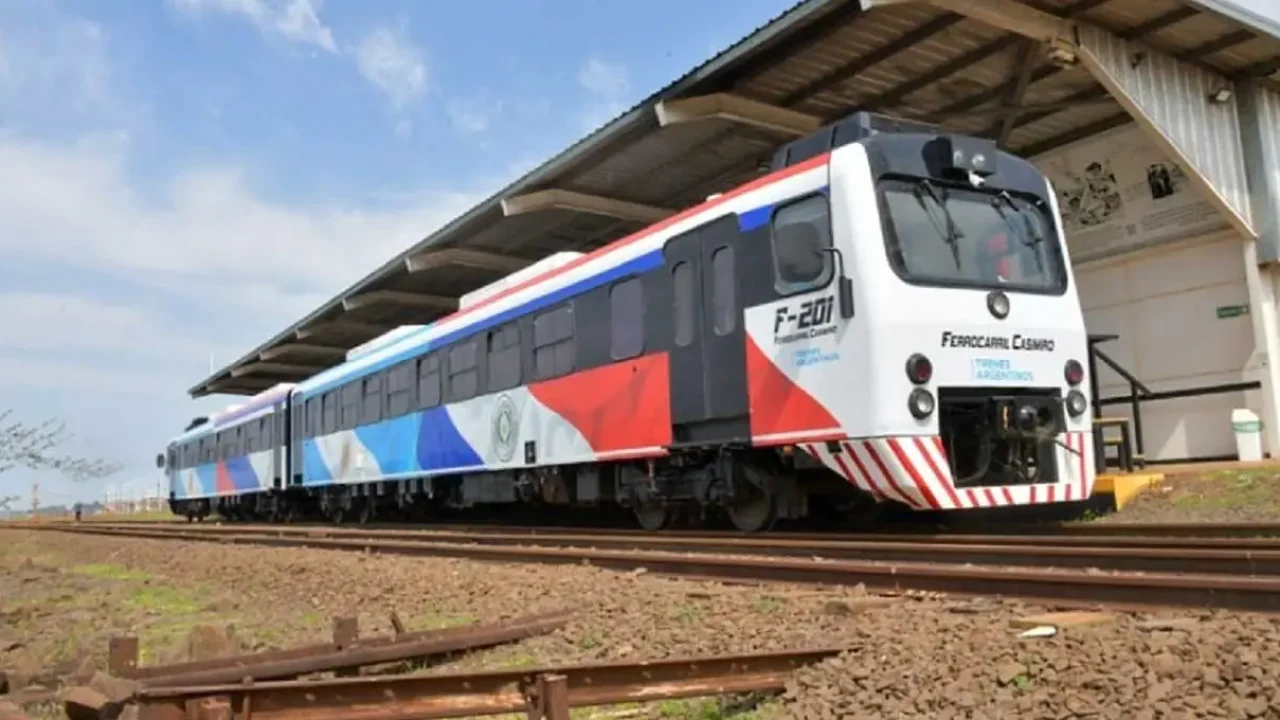 Trem fronteiriço Paraguai-Argentina — Foto: H2FOZ
