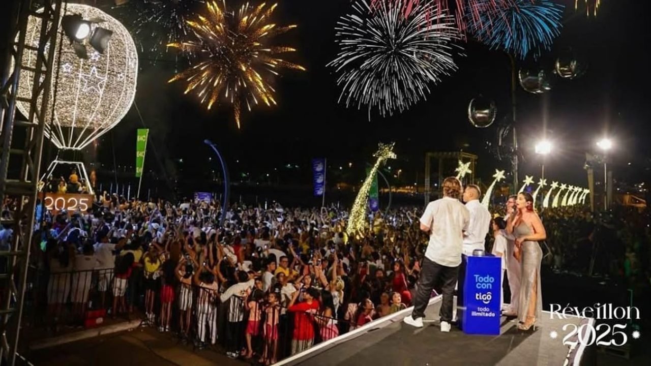 Festa da Virada em Ciudad del Este — Foto: H2FOZ