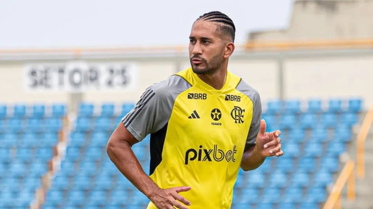Foto: Reprodução/InstagramEncostado no Flamengo, zagueiro vai jogar o Campeonato