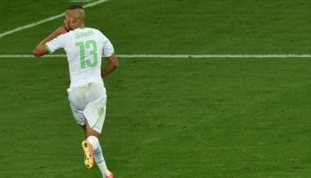 3735239119-slimani-comemora-gol-da-argelia-contra-russia