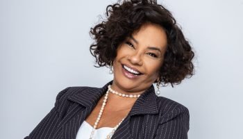 Solange Couto manda recado para atores reclamões: 'Tá ruim? Então sai' — Foto: 1