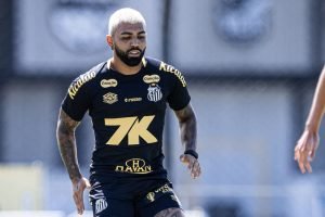Santos quer sair da fila no Paulistão — Foto: Raul Baretta/ Santos FCCom Gabigol