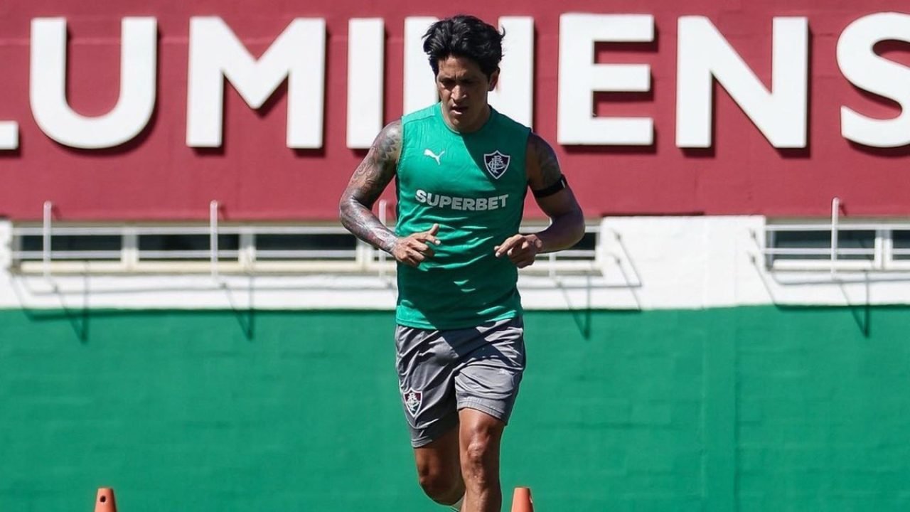 Germán Cano sofre lesão no joelho e se torna baixa no Fluminense — Foto: Divulga