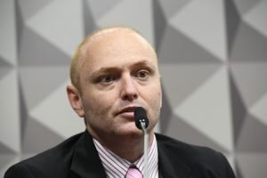 53123237571_f9668bd2c3_k-750x500-1