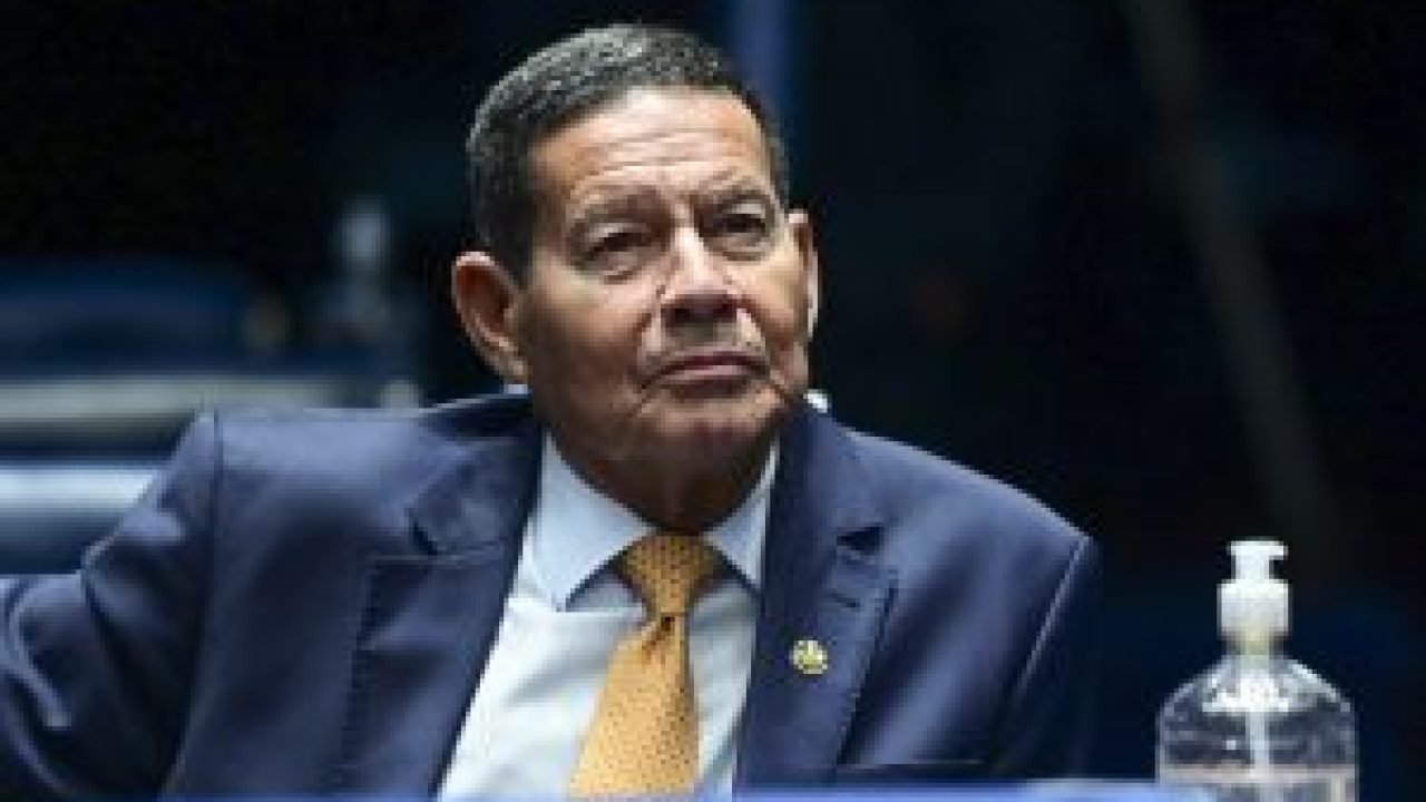 54215329476_463b3c966f_o-300x200-1