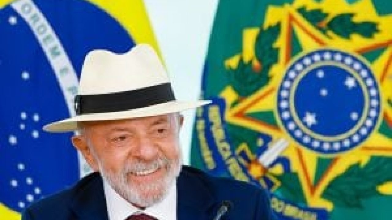 55236228357_8763677152_c-300x214-1