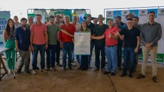 5B1777316201_fkixp5D