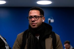 Foto: Reprodução / @RCSA_EnglishLiam Rosenior é o técnico do Strasbourg