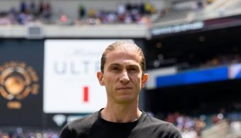 Filipe Luís em jogo do Flamengo na Copa do Mundo de Clubes — Foto: FifaFilipe Lu