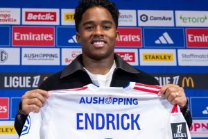 Endrick durante apresentação no Lyon — Foto: Reprodução/X/@DamienLGphotoEndrick