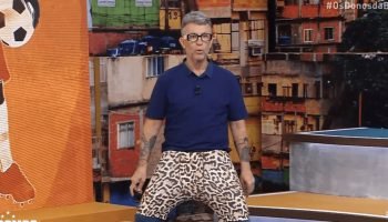 Craque Neto surgiu de 'tanga' durante apresentação do Os Donos da Bola — Foto: R