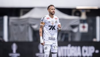 Neymar renova com o Santos até o fim de 2026 — Foto: Raul Baretta/ Santos FCNeym