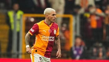 Lucas Torreira em ação — Foto: Reprodução/Instagram ltorreira34Lucas Torreira es