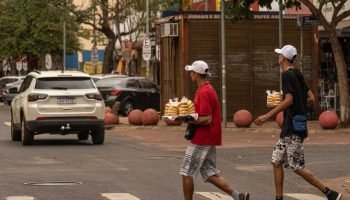 Foz está encurralada pelo boom de desenvolvimento que ocorre com os vizi — Foto: