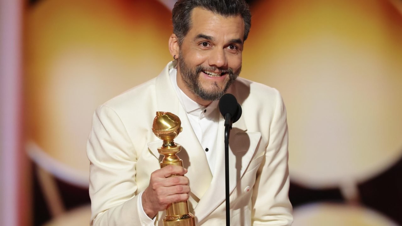 Foto colorida de Wagner Moura, no Globo de Ouro — Foto: 1 de 1 Foto colorida de