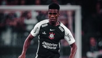 Félix Torres deixa o Corinthians em baixa — Foto: Reprodução/InstagramFélix Torr