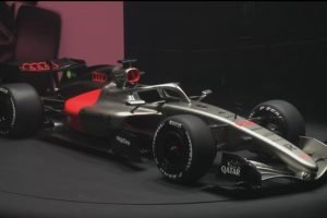 Pintura do R26 da Audi é predominantemente prata, com detalhes em preto e vermel