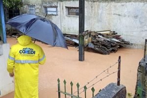 Alagamento-em-Curitiba.jpg