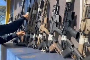 Armas-apreendidas-em-Santa-Terezinha-do-Itaipu.jpg