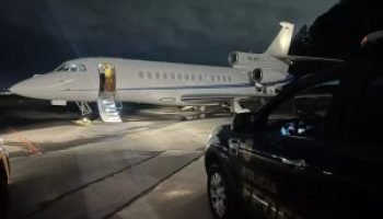 Aviao-Vorcaro-300x181-1